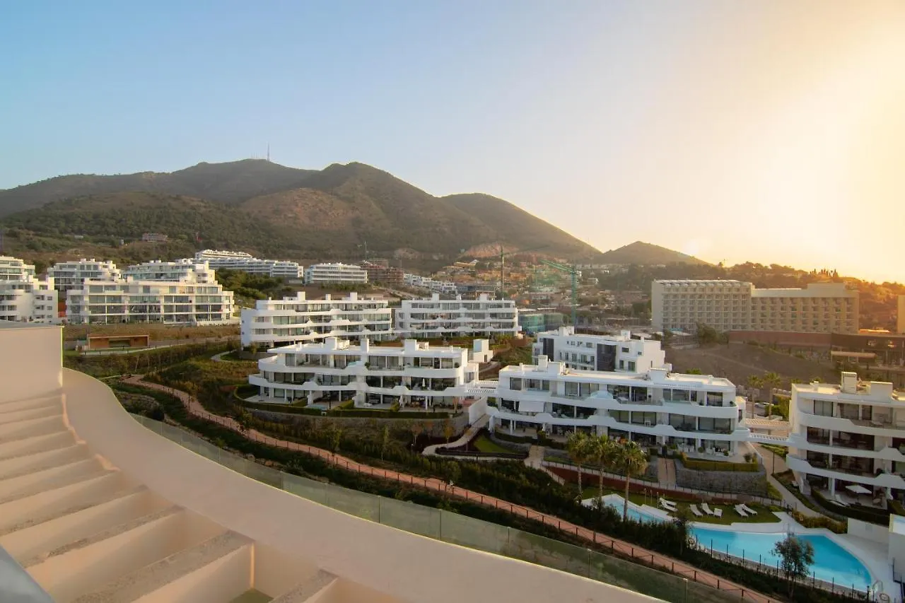 Mara'S Apartments Higueron West - Like A House - 246 Square Meters Of Private Terrace & Garden - Morning And Evening Sun Fuengirola 0*,  Španělsko