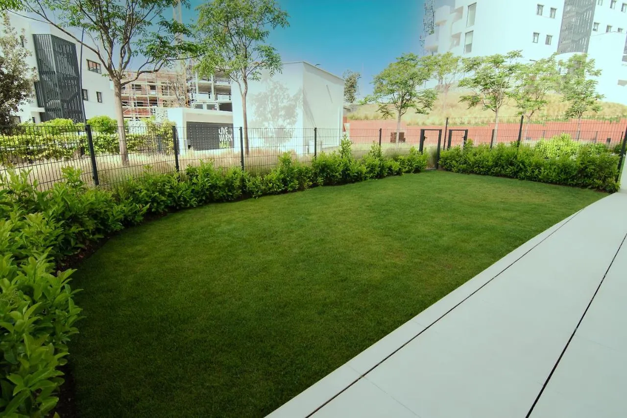 Mara's Apartments Higueron West: Spacious Terrace & Sun-Soaked Garden Fuengirola Spain