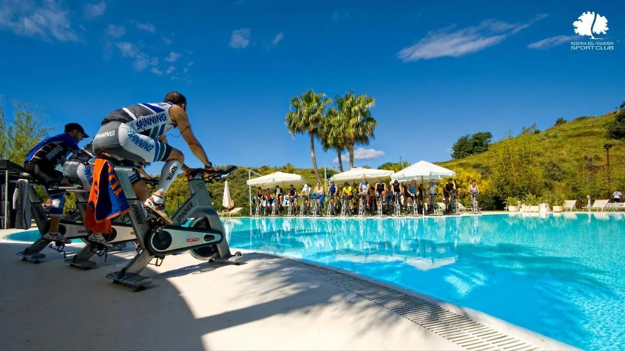 Mara's Apartments Higueron West: Spacious Terrace & Sun-Soaked Garden Fuengirola Spain