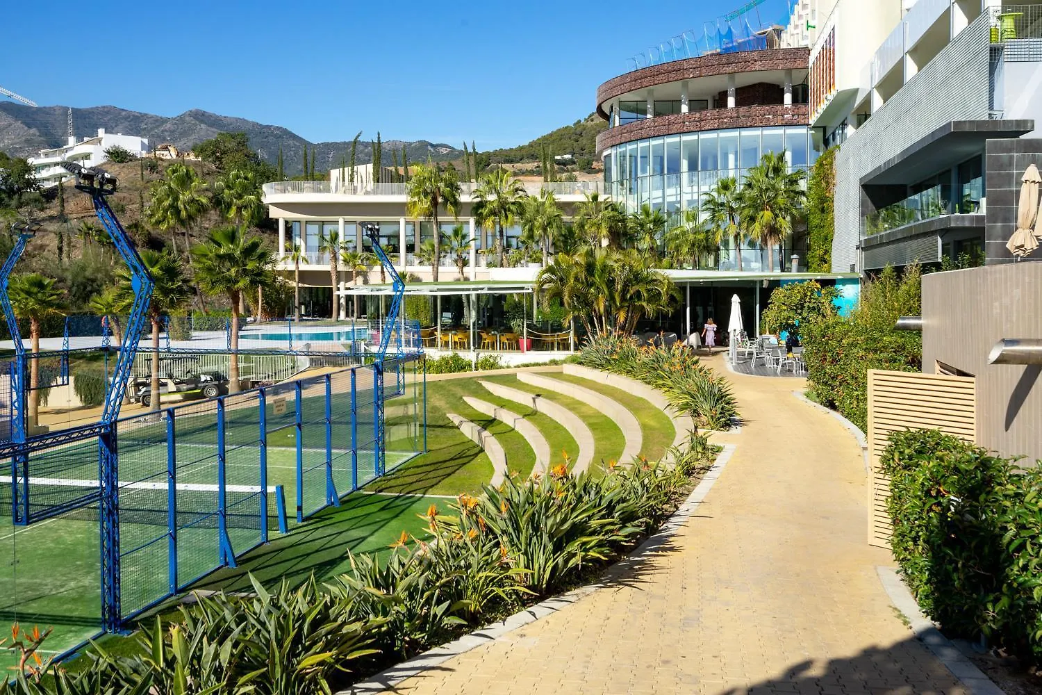 Mara's Apartments Higueron West: Spacious Terrace & Sun-Soaked Garden Fuengirola 0*,