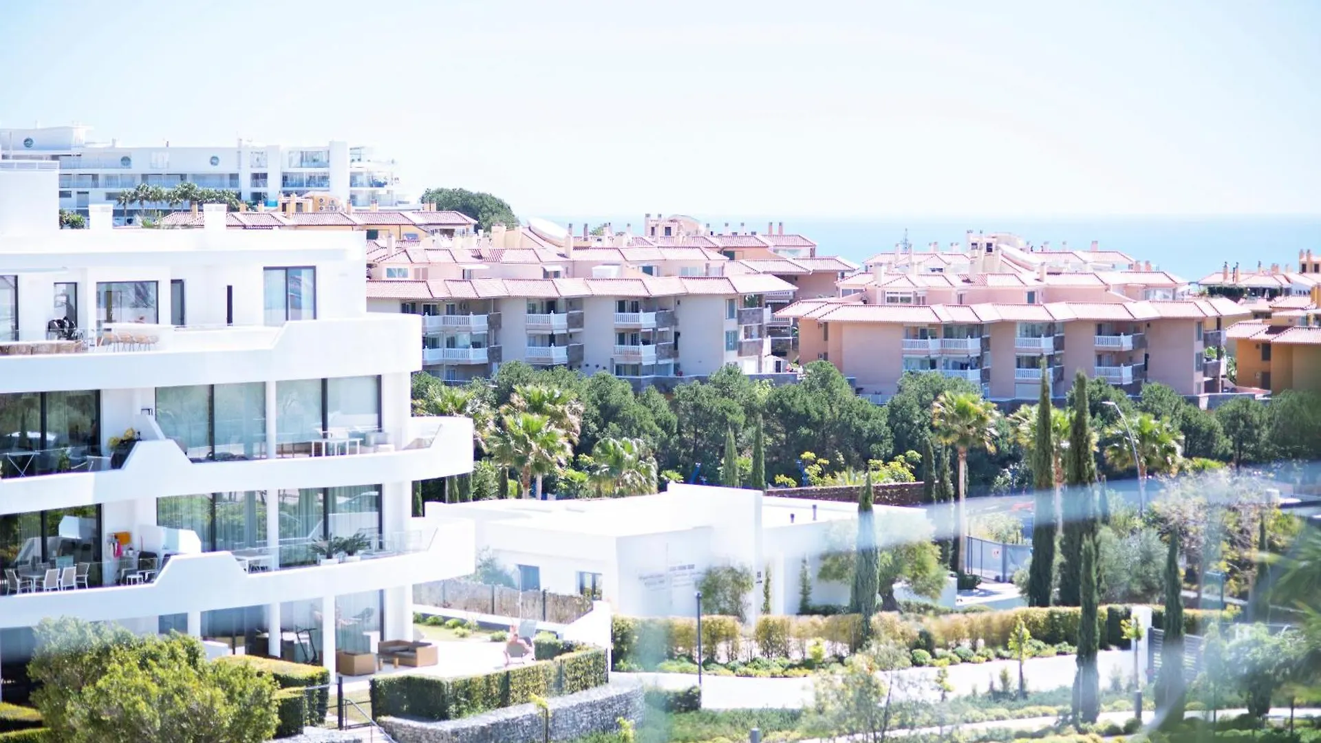 Mara'S Apartments Higueron West - Like A House - 246 Square Meters Of Private Terrace & Garden - Morning And Evening Sun Fuengirola